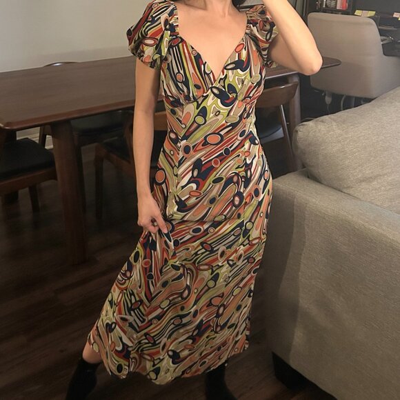 Moon River Marble Print Midi Dress - Picture 4 of 6